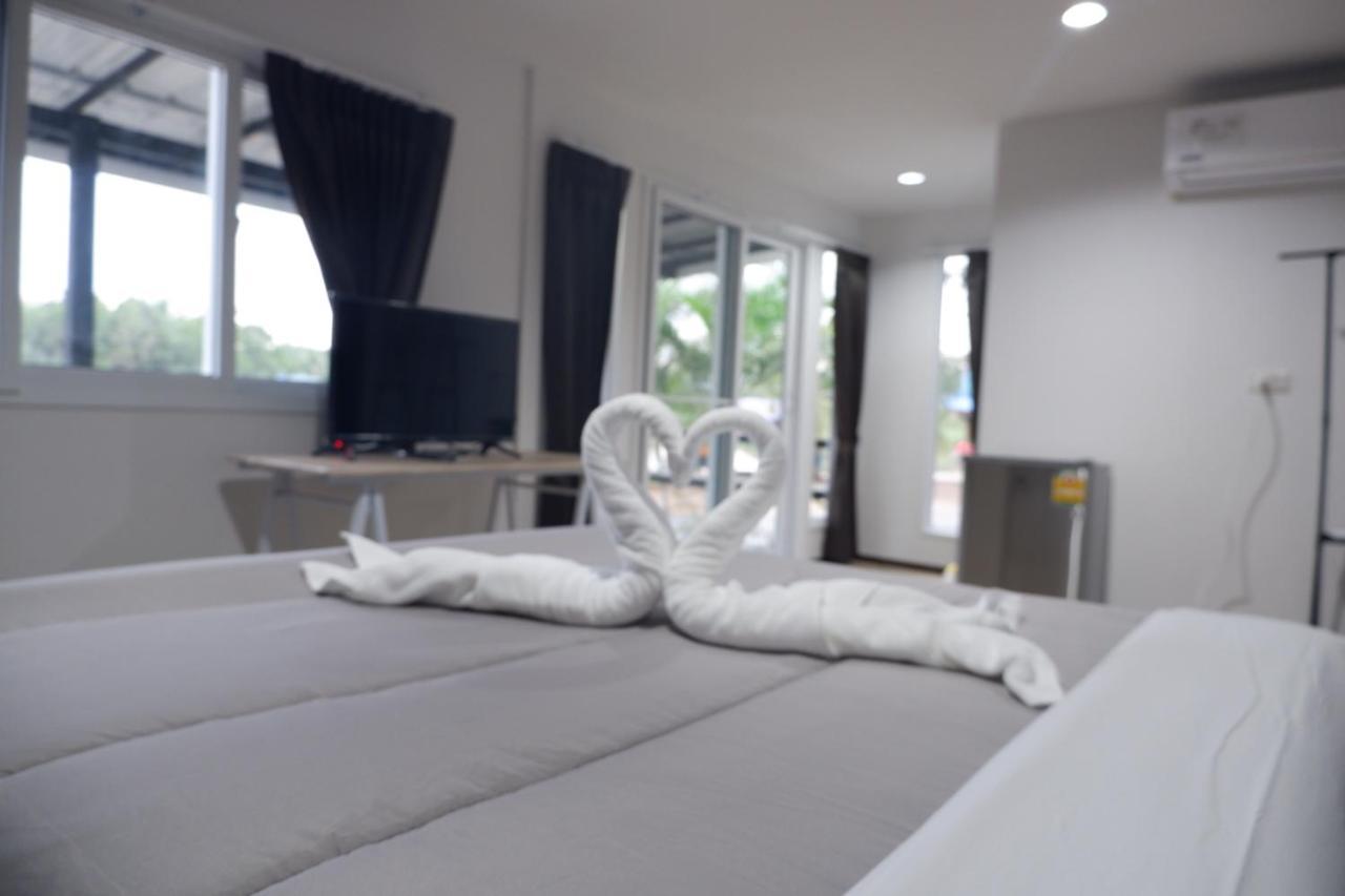 Bed and Breakfast Baantia Chomtawan Surat Thani Exterior foto