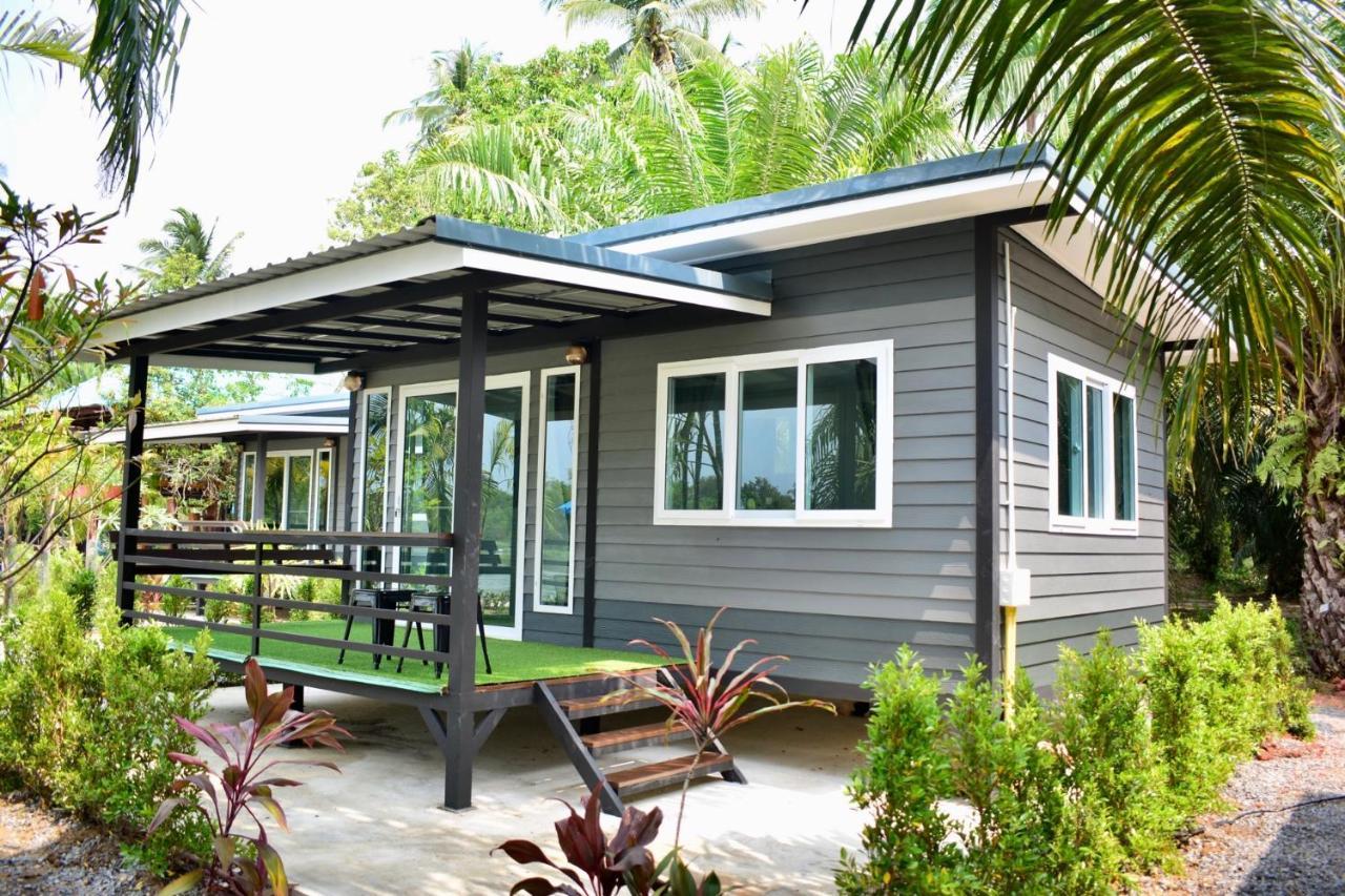 Bed and Breakfast Baantia Chomtawan Surat Thani Exterior foto